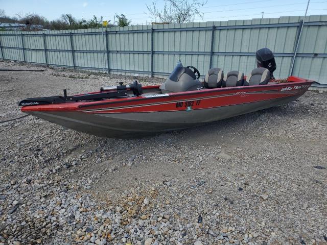 BUJ03977C505 - 2005 TRAC BOAT SILVER photo 2