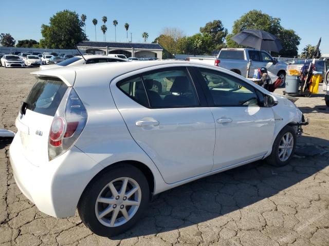 JTDKDTB35C1510655 - 2012 TOYOTA PRIUS C WHITE photo 3