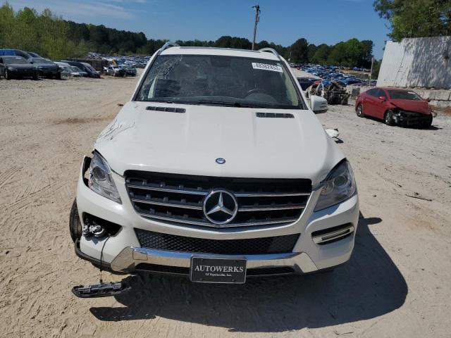 4JGDA5HB9CA010747 - 2012 MERCEDES-BENZ ML 350 4MATIC WHITE photo 5