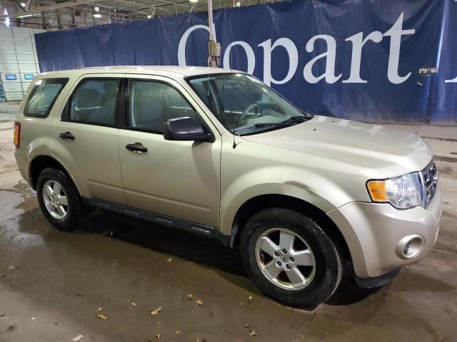 1FMCU0C78BKB77831 - 2011 FORD ESCAPE XLS BEIGE photo 4