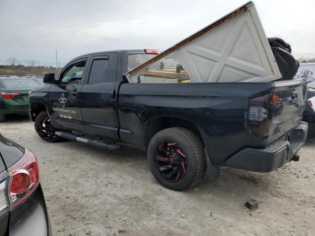 5TFUM5F14GX064577 - 2016 TOYOTA TUNDRA DOUBLE CAB SR/SR5 BLACK photo 2