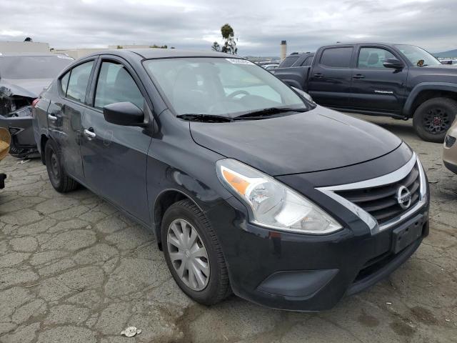 3N1CN7AP2GL823564 - 2016 NISSAN VERSA S BLACK photo 4