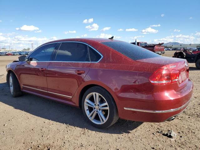 1VWBV7A33FC052075 - 2015 VOLKSWAGEN PASSAT SE RED photo 2