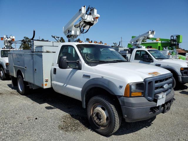 1FDXF47Y47EA14914 - 2007 FORD F450 SUPER DUTY WHITE photo 4