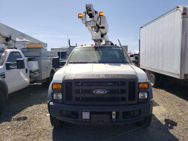 1FD4F46YX8EA84312 - 2008 FORD F450 SUPER DUTY WHITE photo 5