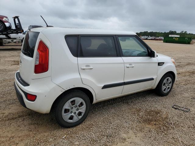 KNDJT2A58D7571668 - 2013 KIA SOUL WHITE photo 3