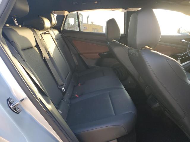 WVGTMPE26NP073047 - 2022 VOLKSWAGEN ID.4 PRO S 银色 照片 11