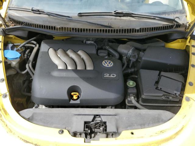 3VWBK21C72M445162 - 2002 VOLKSWAGEN NEW BEETLE GL 黄色 照片 11