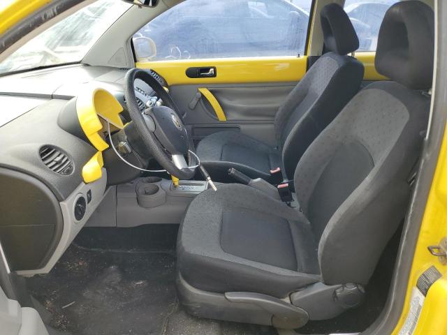 3VWBK21C72M445162 - 2002 VOLKSWAGEN NEW BEETLE GL 黄色 照片 7