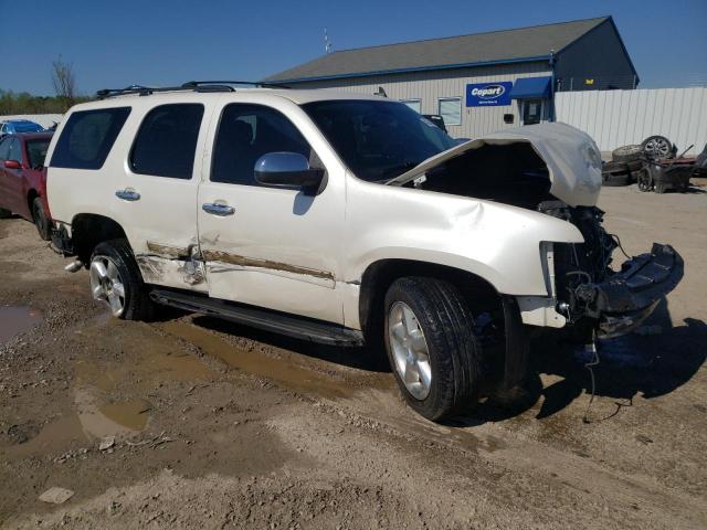 1GNSCCE01DR288940 - 2013 CHEVROLET TAHOE C1500 LTZ WHITE photo 4