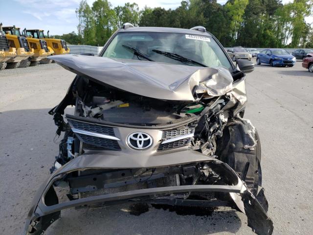 JTMZFREV9FD055370 - 2015 TOYOTA RAV4 LE GRAY photo 5