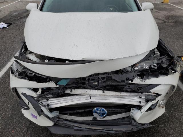 JTDKARFP8K3105675 - 2019 TOYOTA PRIUS PRIM Weiß Foto 11