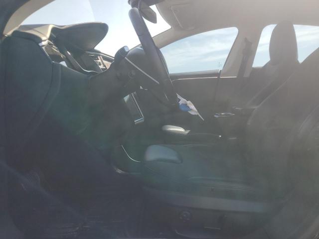 5YJSA1E29GF120736 - 2016 TESLA MODEL S შავი ფოტო 7