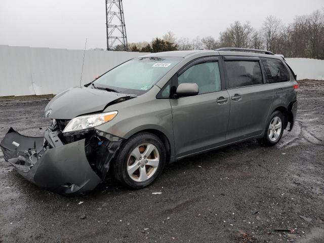 5TDKK3DC0CS204484 - 2012 TOYOTA SIENNA LE CHARCOAL photo 1