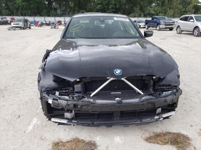 3MW5P7J06N8C78016 - 2022 BMW 330E BLACK photo 5