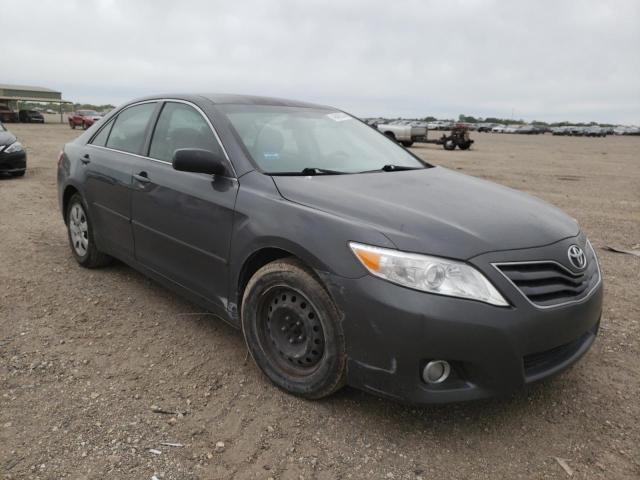 4T1BF3EK0BU142343 - 2011 TOYOTA CAMRY BASE GRAY photo 4