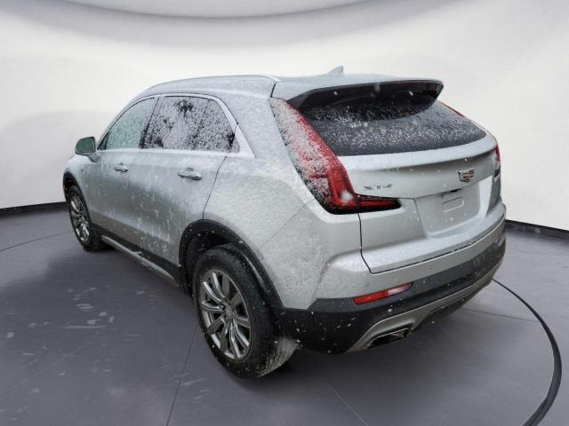 1GYFZCR4XKF100057 - 2019 CADILLAC XT4 PREMIUM LUXURY SILVER photo 2