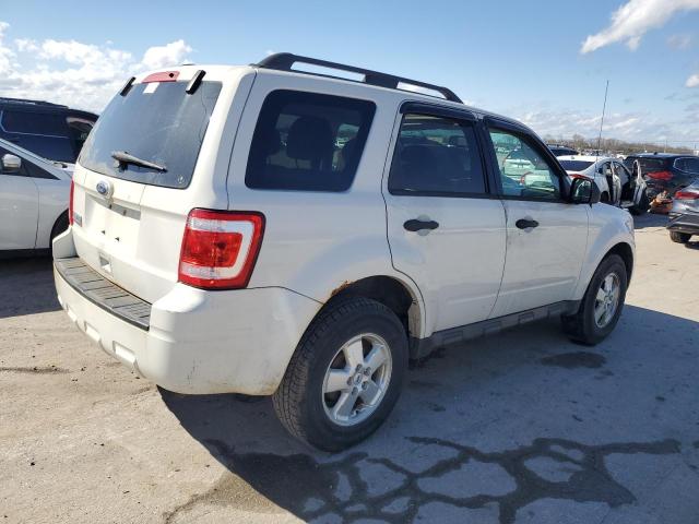 1FMCU0D71BKA32757 - 2011 FORD ESCAPE XLT WHITE photo 3