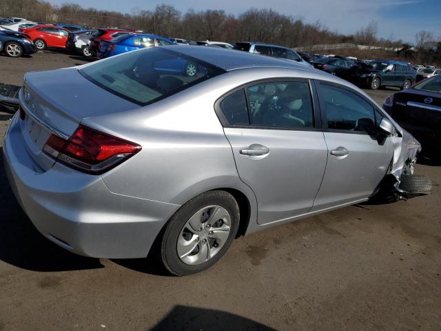 19XFB2F57DE272268 - 2013 HONDA CIVIC LX SILVER photo 3