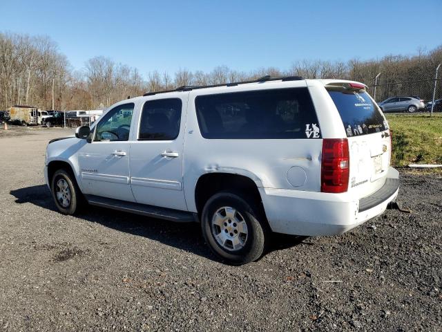 1GNSKJE34BR101771 - 2011 CHEVROLET SUBURBAN K1500 LT WHITE photo 2