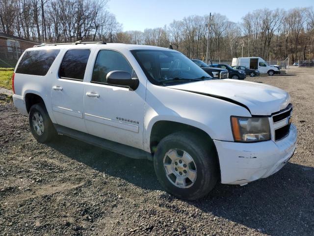 1GNSKJE34BR101771 - 2011 CHEVROLET SUBURBAN K1500 LT WHITE photo 4