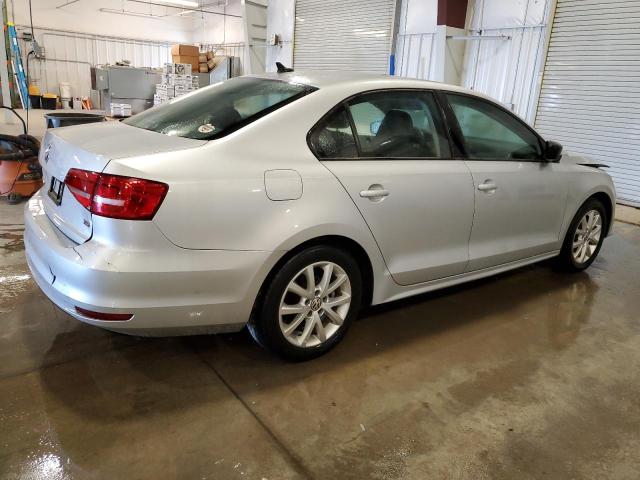 3VWD07AJ7FM427499 - 2015 VOLKSWAGEN JETTA SE SILVER photo 3