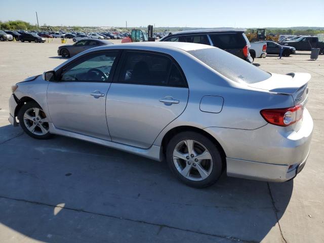 2T1BU4EE2BC580692 - 2011 TOYOTA COROLLA BASE SILVER photo 2