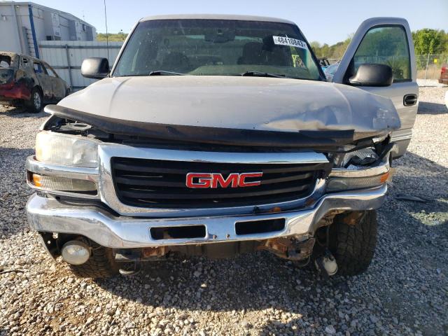 2GTEK19T441324064 - 2004 GMC NEW SIERRA K1500 SILVER photo 11