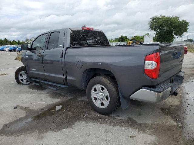 5TFUY5F19LX925539 - 2020 TOYOTA TUNDRA DOUBLE CAB SR/SR5 GRAY photo 2