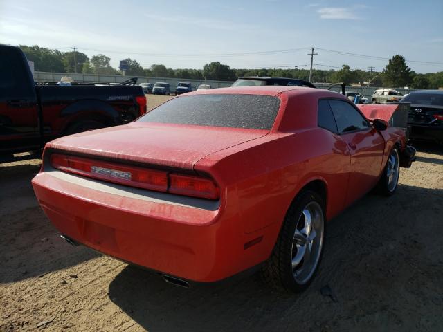 2C3CDYAG1EH244842 - 2014 DODGE CHALLENGER SXT RED photo 4