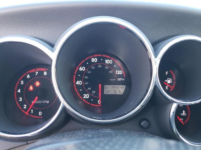 2T1KR32E35C354584 - 2005 TOYOTA COROLLA MA XR SILVER photo 9