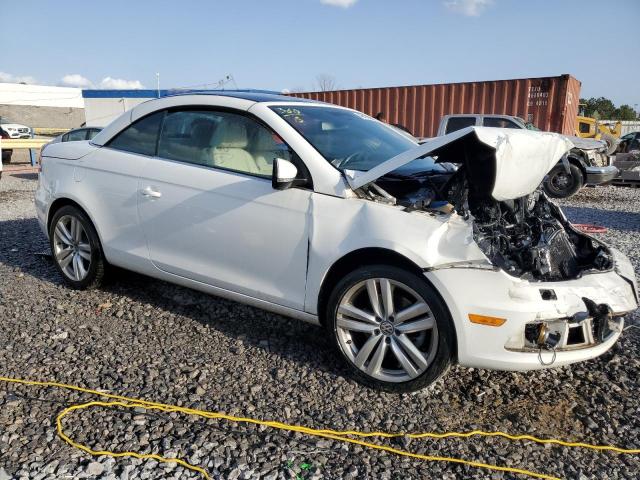 WVWFW8AH9EV004182 - 2014 VOLKSWAGEN EOS LUX WHITE photo 4