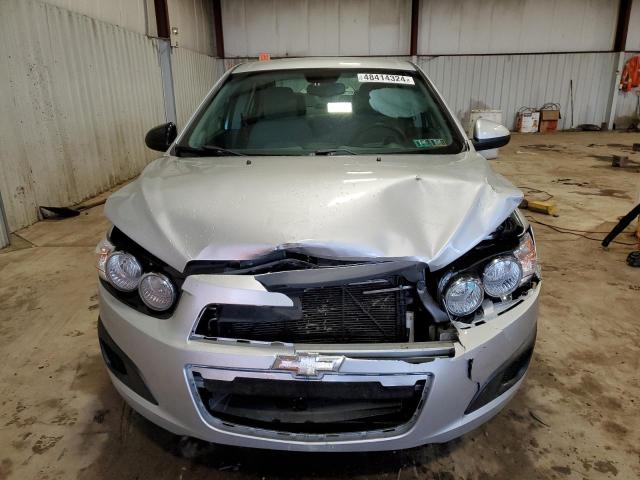 1G1JA5SG6D4149433 - 2013 CHEVROLET SONIC LS SILVER photo 5