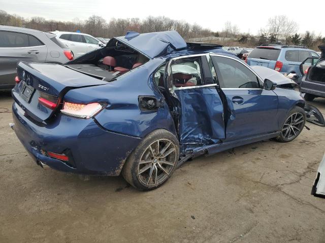 3MW5R7J04N8C48331 - 2022 BMW 330XI BLUE photo 3