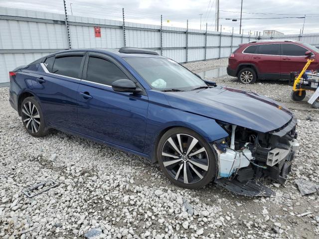 1N4BL4CV1LC285539 - 2020 NISSAN ALTIMA SR BLUE photo 4