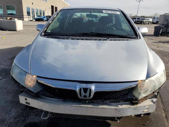 2HGFA1F60AH313122 - 2010 HONDA CIVIC LX-S 银色 照片 5