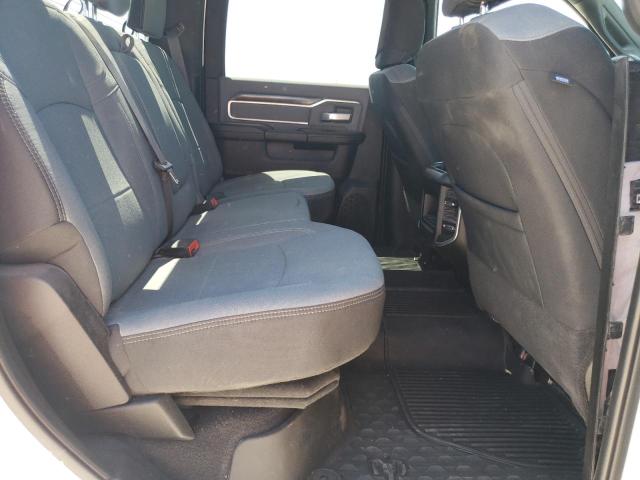 3C6UR5JL2NG271584 - 2022 RAM 2500 BIG HORN/LONE STAR WHITE photo 10