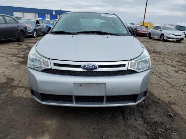 1FAHP35N19W170890 - 2009 FORD FOCUS SE SILVER photo 5