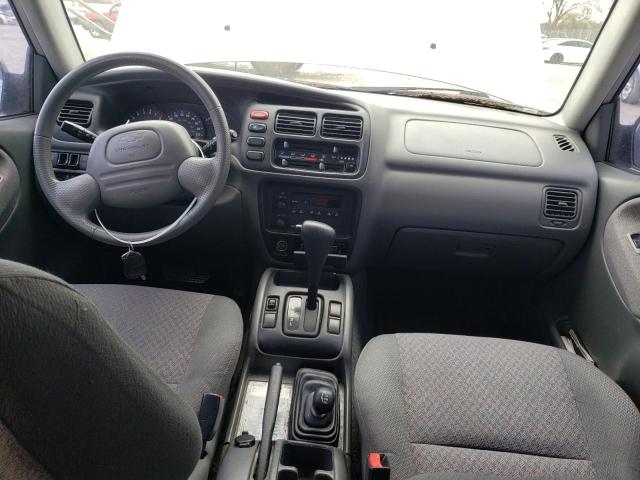 2CNBJ734816920976 - 2001 CHEVROLET TRACKER ZR2 银色 照片 8