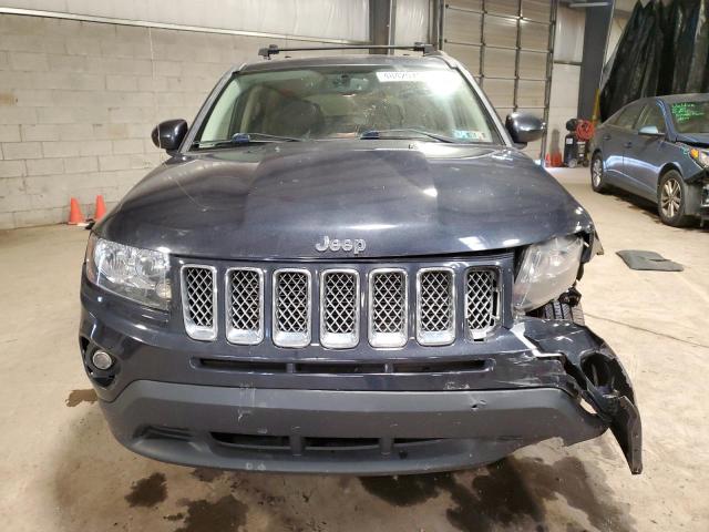 1C4NJDEB8FD162657 - 2015 JEEP COMPASS LATITUDE CHARCOAL photo 5