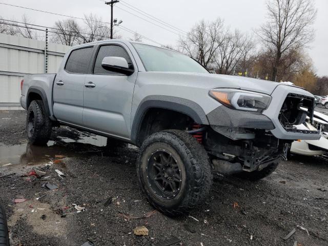 3TMCZ5ANXJM182833 - 2018 TOYOTA TACOMA DOUBLE CAB GRAY photo 4