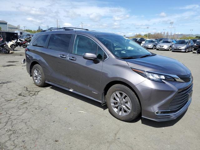 5TDJRKEC2MS057179 - 2021 TOYOTA SIENNA XLE GRAY photo 4