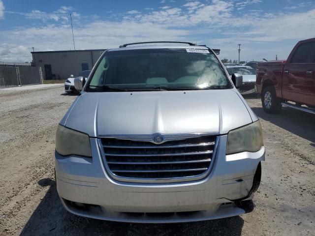 2A8HR54P28R740530 - 2008 CHRYSLER TOWN & COU TOURING 银色 照片 5