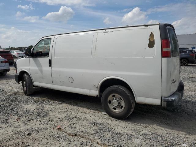 1GCZGFBA7A1124578 - 2010 CHEVROLET EXPRESS G2 WHITE photo 2