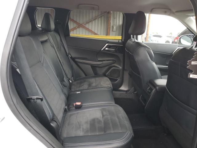 JA4T5VA93RZ034283 - 2024 MITSUBISHI OUTLANDER SE WHITE photo 10