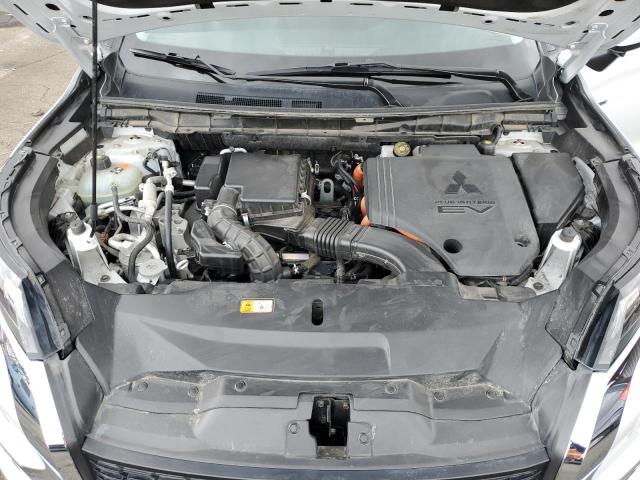 JA4T5VA93RZ034283 - 2024 MITSUBISHI OUTLANDER SE WHITE photo 11
