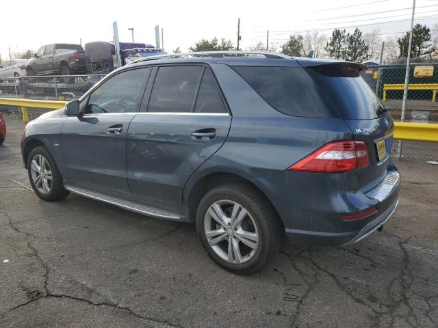 4JGDA5HB8CA046879 - 2012 MERCEDES-BENZ ML 350 4MATIC GRAY photo 2
