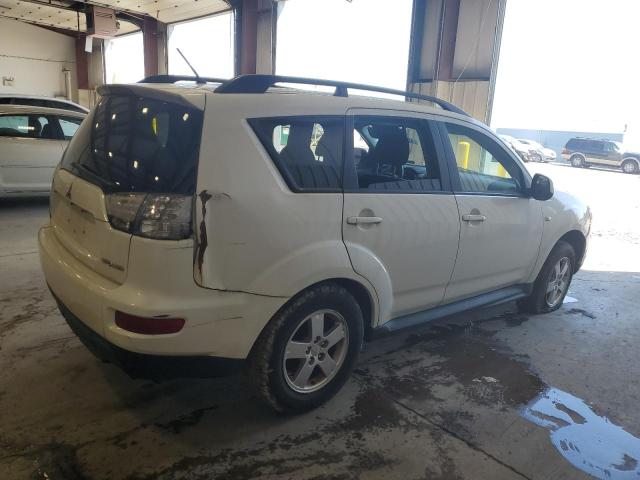 JA4AT2AW7AZ007139 - 2010 MITSUBISHI OUTLANDER ES WHITE photo 3