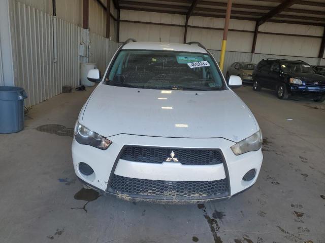 JA4AT2AW7AZ007139 - 2010 MITSUBISHI OUTLANDER ES WHITE photo 5