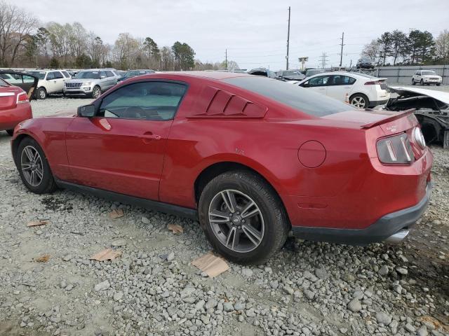 1ZVBP8AM9B5112688 - 2011 FORD MUSTANG BURGUNDY photo 2